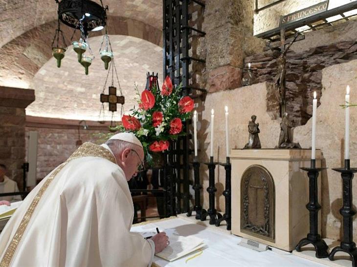 Papafrancesco Assisi Enciclica 20201005081433