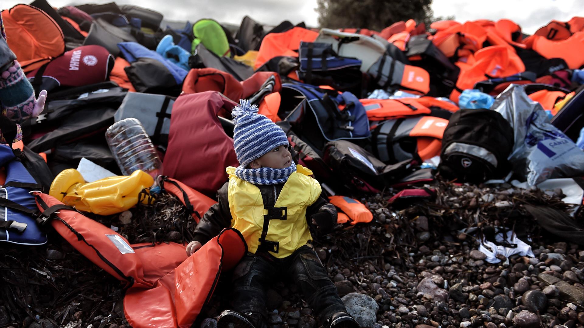 Migranti Bambini ARIS MESSINIS:AFP:Getty Images