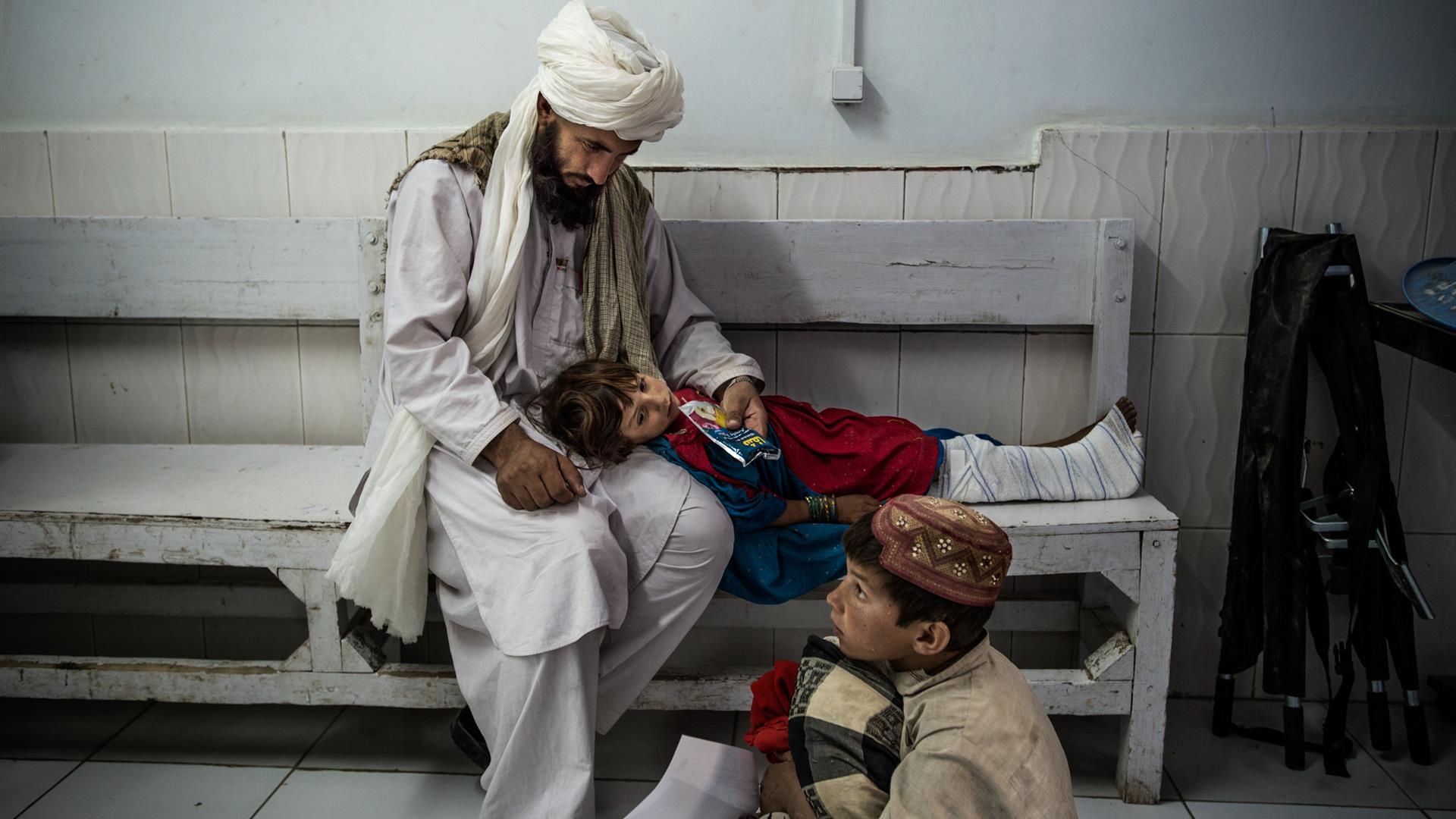 Boost Hospital, Lashkar Gah, Medici Senza Frontiere Helmand, Afghanistan MSF172478(High)