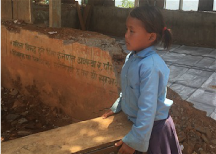 Bambina Scuola Nepal