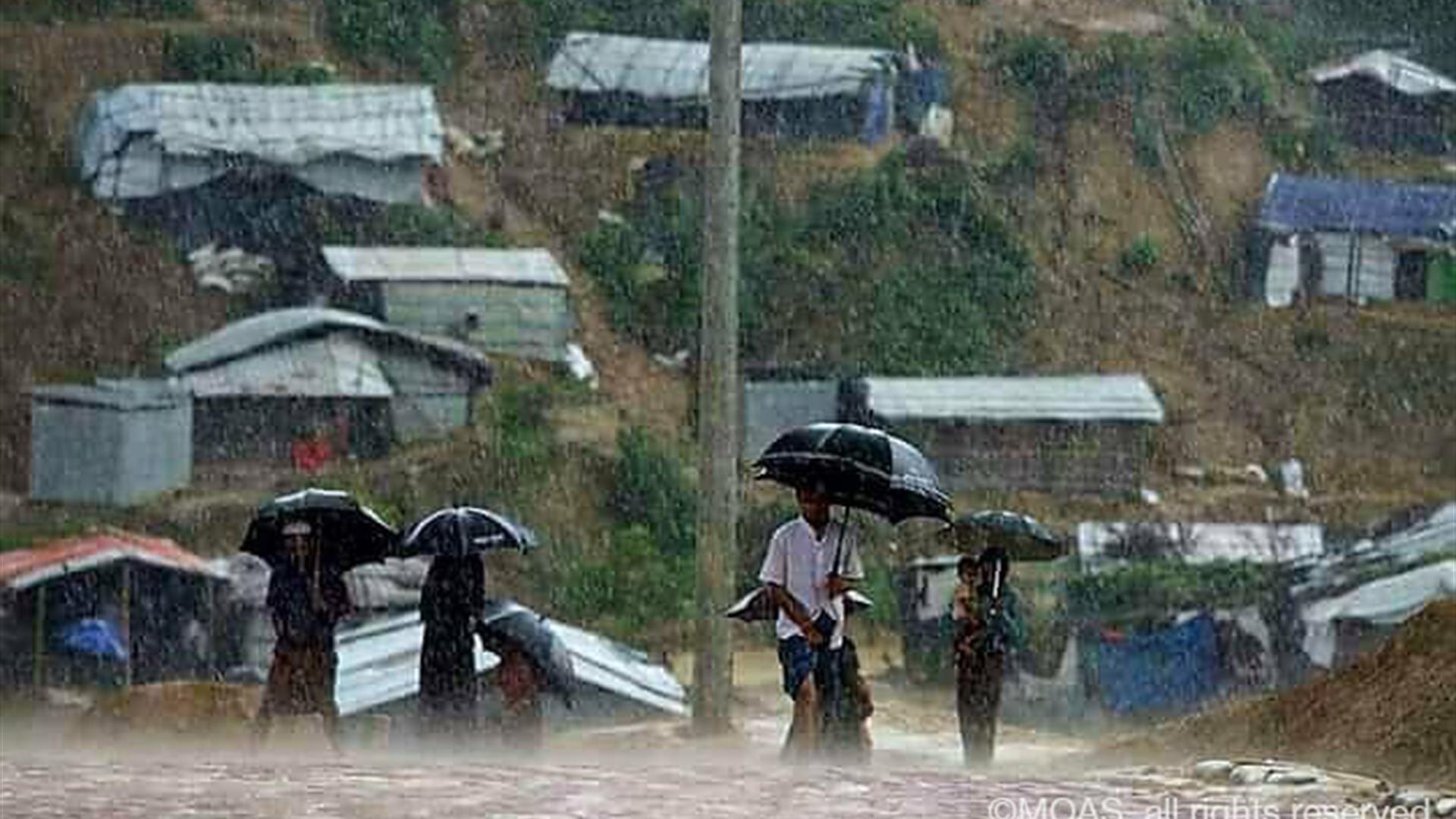 Foto Archivio MOAS Rifugiati Rohingya In Bangladesh Affrontano Le Piogge Monsoniche