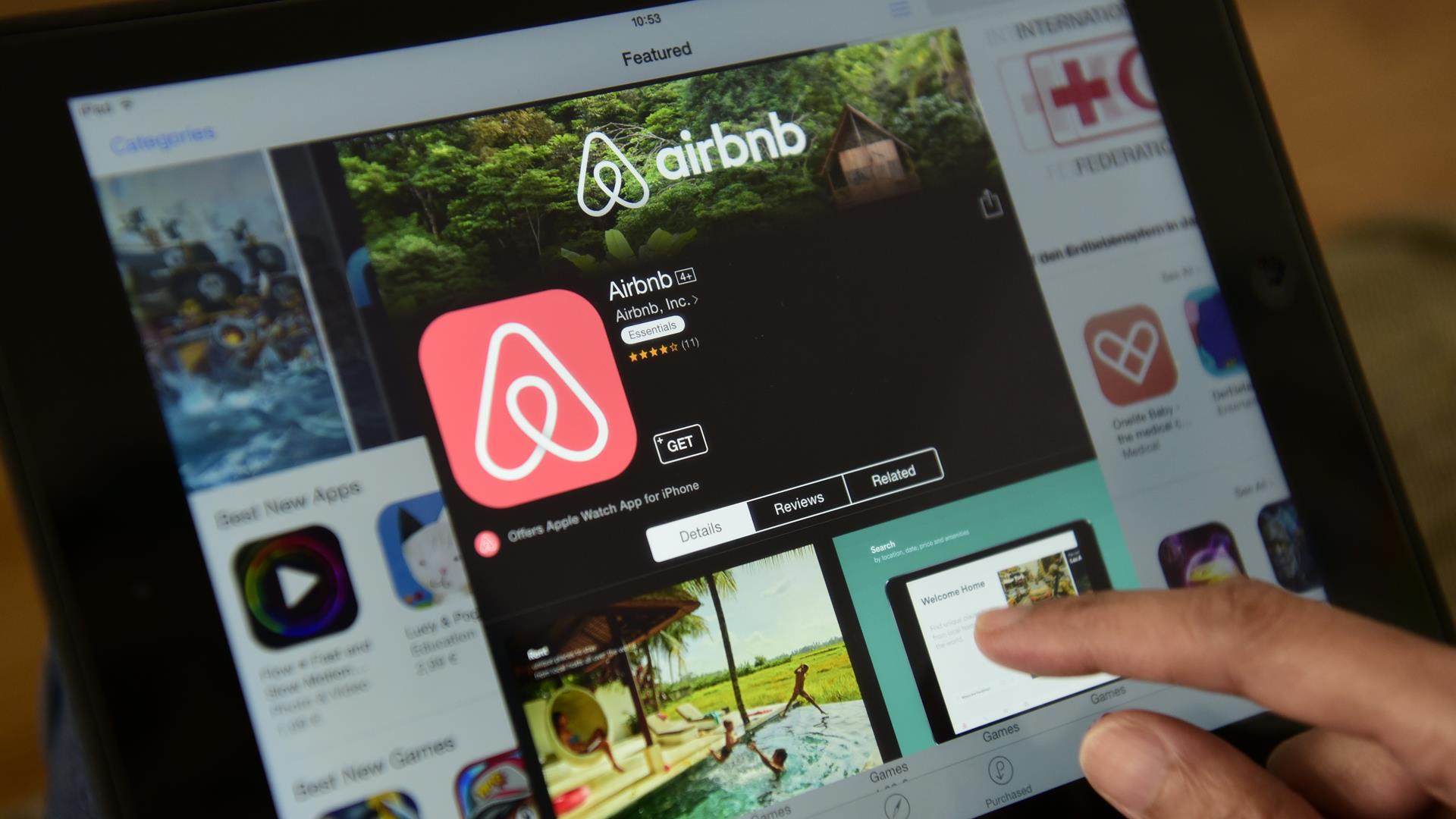 JOHN MACDOUGALL:AFP:Getty Image Airbnb