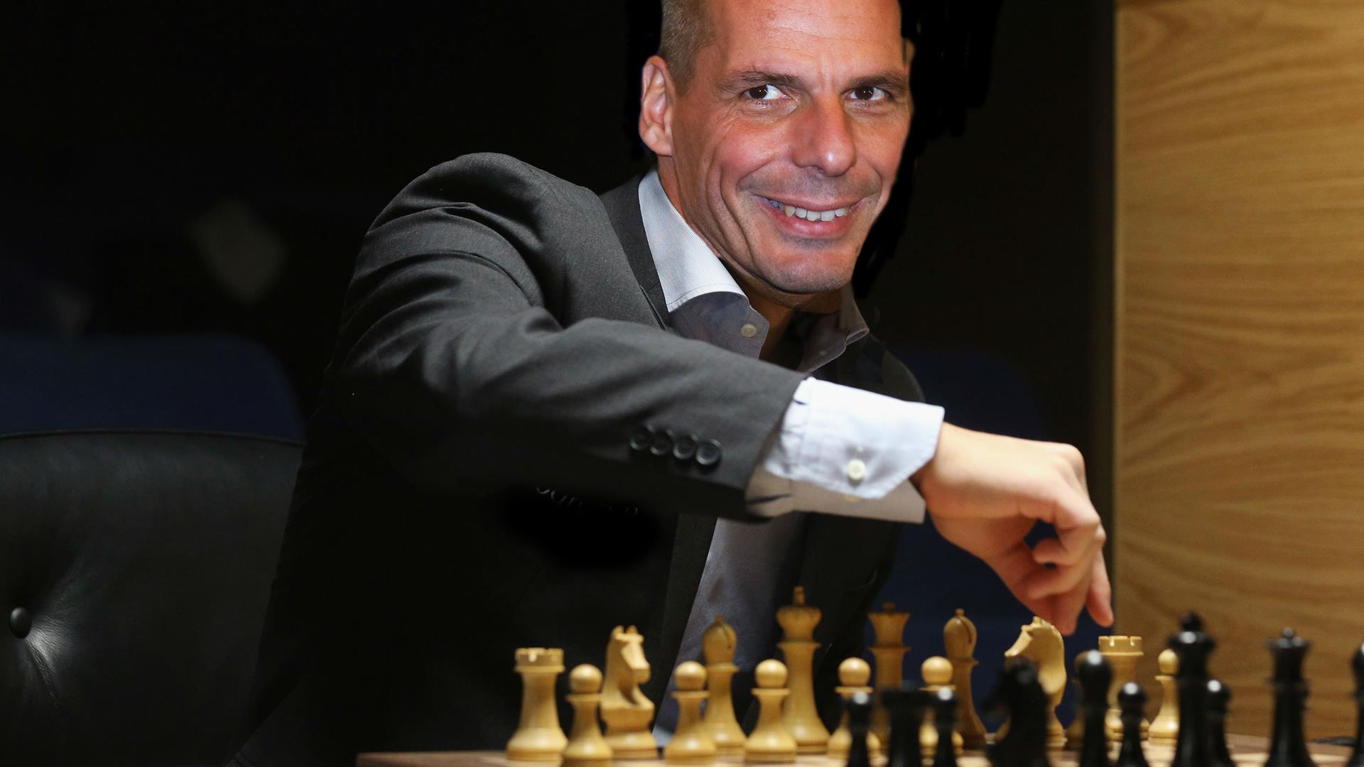 What Greek Finance Minister Yanis Varoufakis Used To Believe About Game Theory And The Incredible Threat To Europe