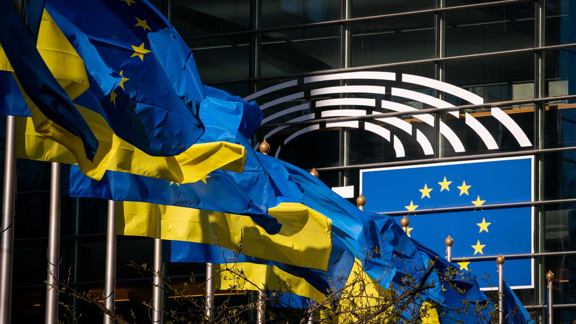 Ukraine Flag Credits European Parliament
